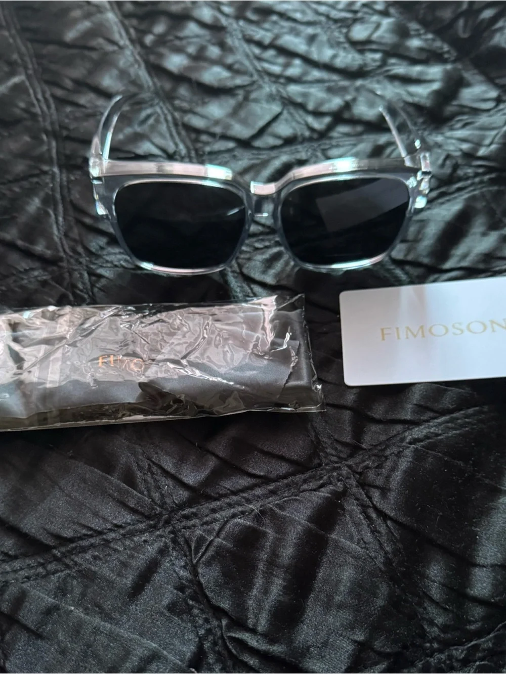 FIMOSON Men’s Polarized Square Lens Sunglasses  UV400 protection NIB W/case